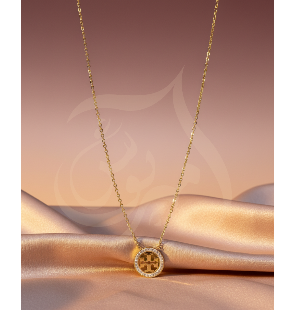 T-EMBLEM PENDANT GOLD