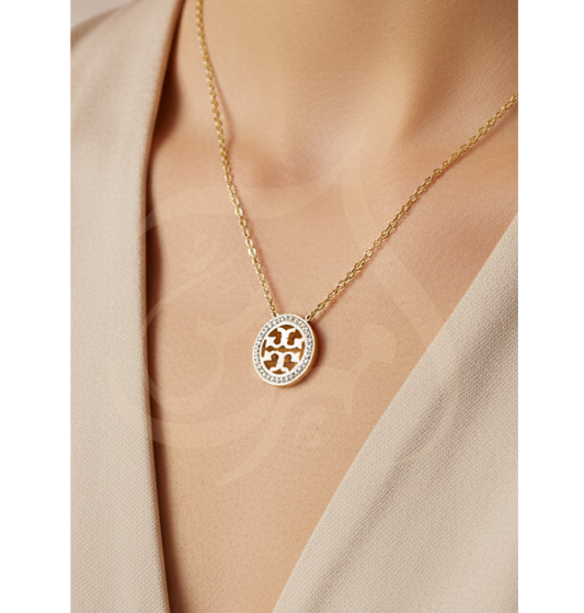 T-EMBLEM PENDANT GOLD