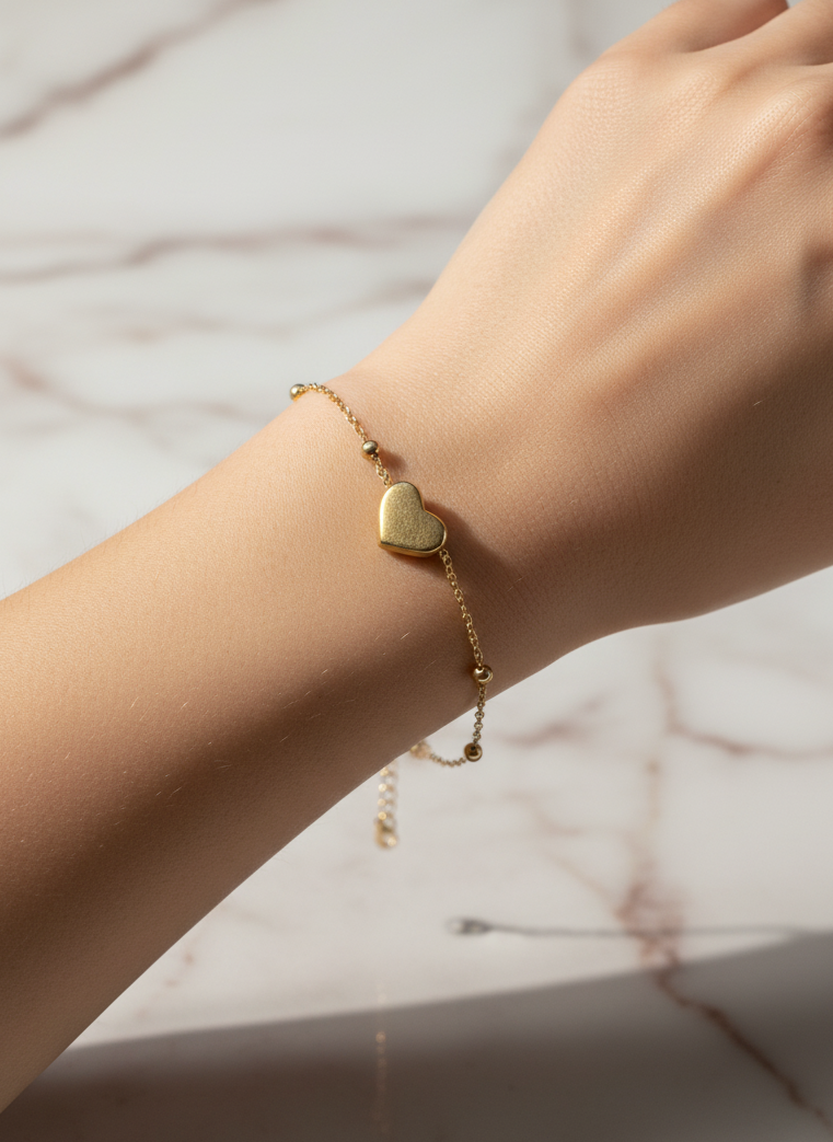 GOLDEN HEARTBEAT BRACELET