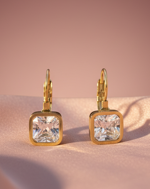 18K DIAMOND SQUARE CUT HOOKS