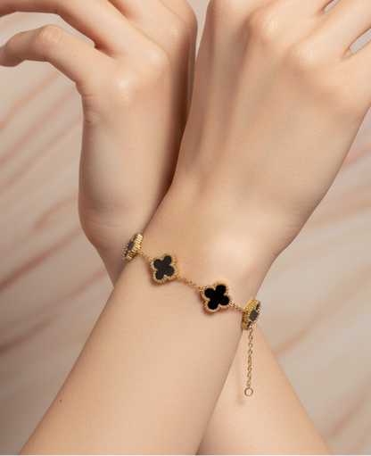 LUCKY CLOVER CHARM BRACELTES BLACK