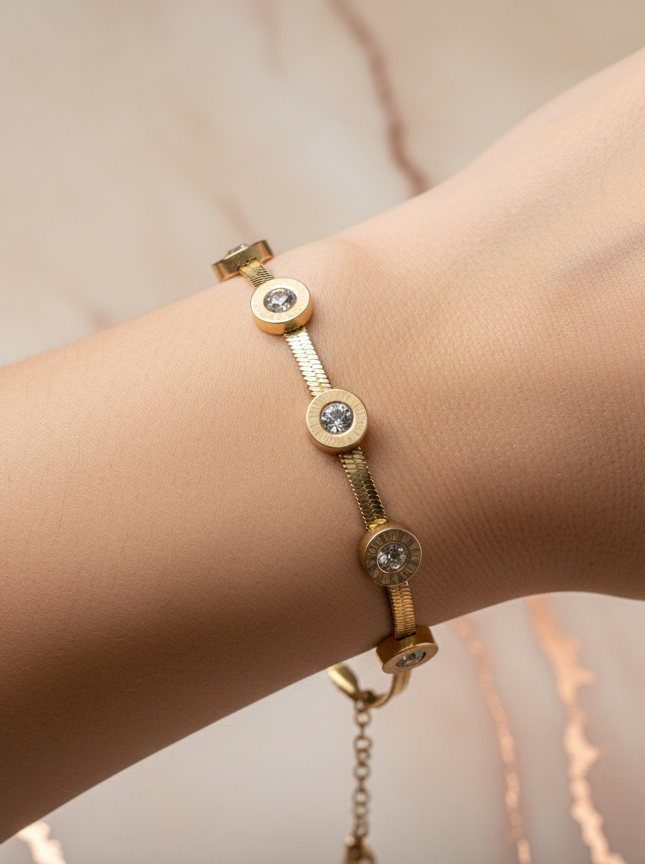 18K DIAMOND ROMAN BRACELET