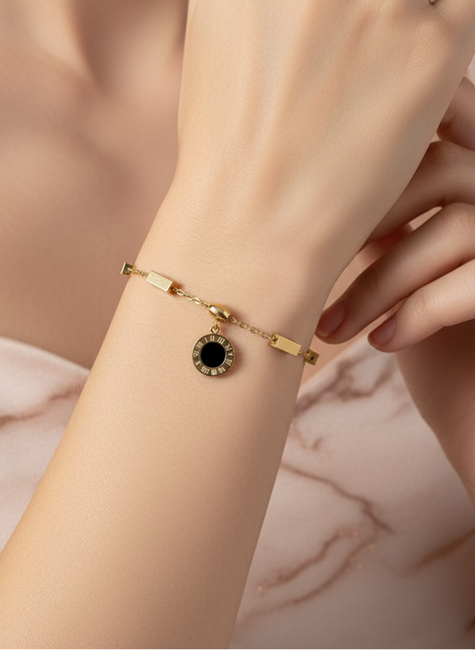 ROMAN MOMENT BRACELET