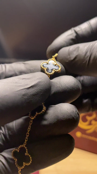 LUCKY CLOVER CHARM BRACELTES BLACK