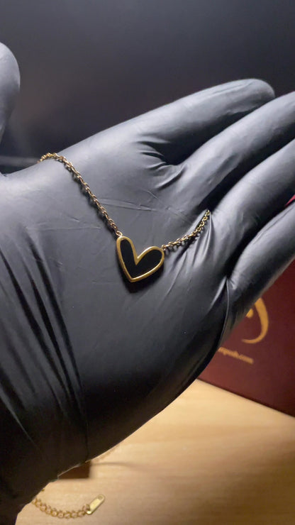 HEART ICON PENDANT BLACK